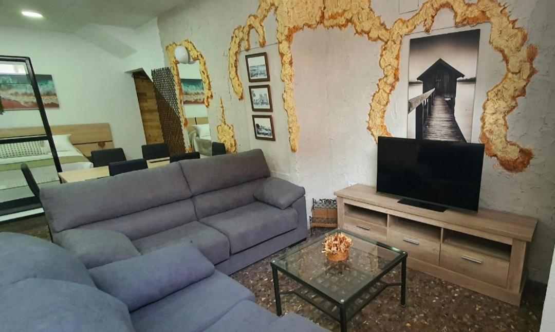 Apartamento Turistico Guadiana Loft Experience Dalia Бадахос Екстериор снимка