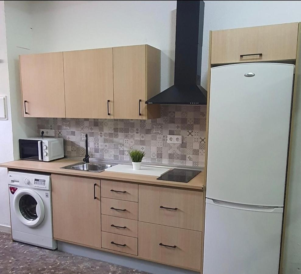 Apartamento Turistico Guadiana Loft Experience Dalia Бадахос Екстериор снимка