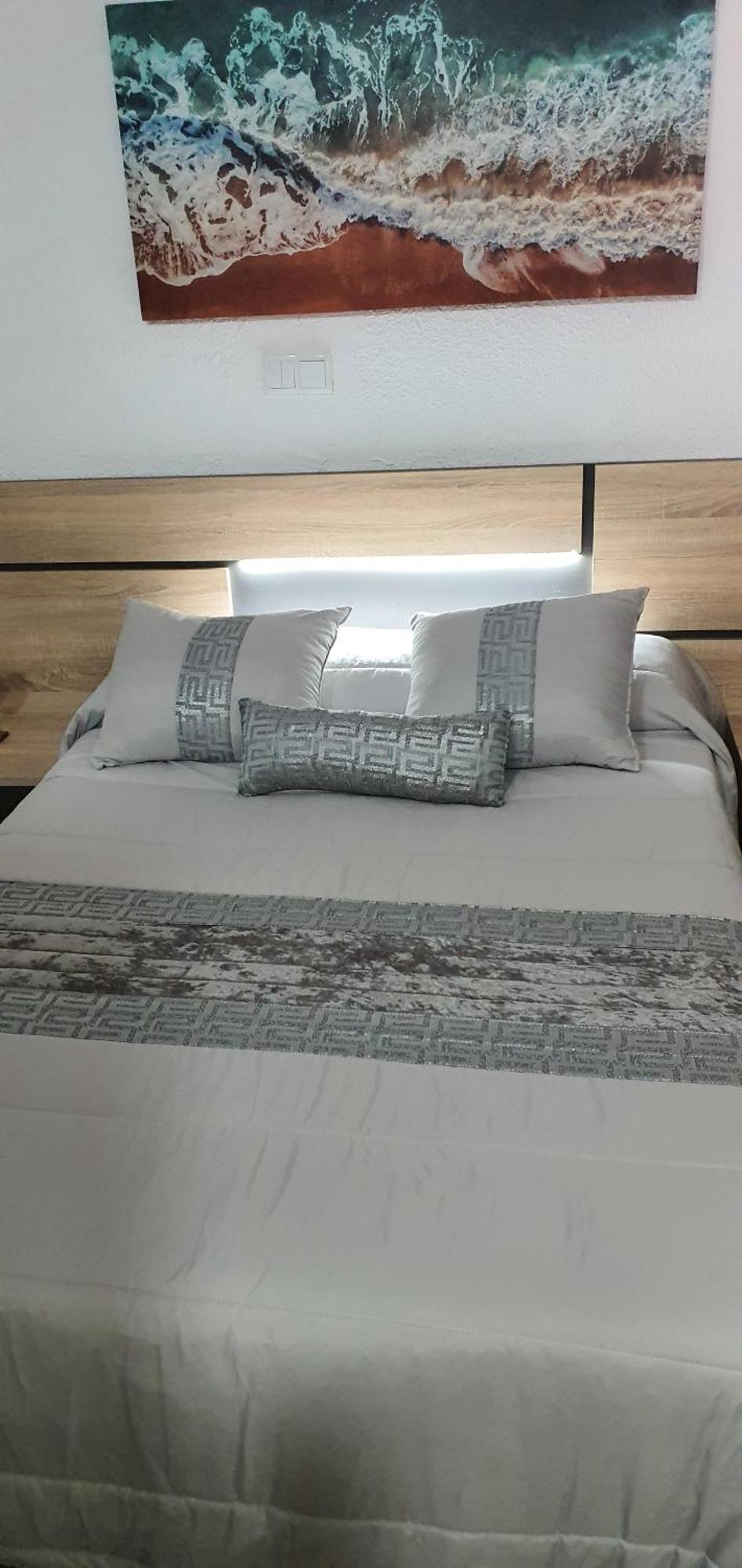Apartamento Turistico Guadiana Loft Experience Dalia Бадахос Екстериор снимка